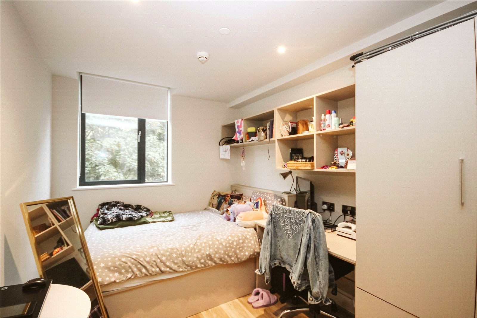 Flat Grove Lane in Weston-super-Mare