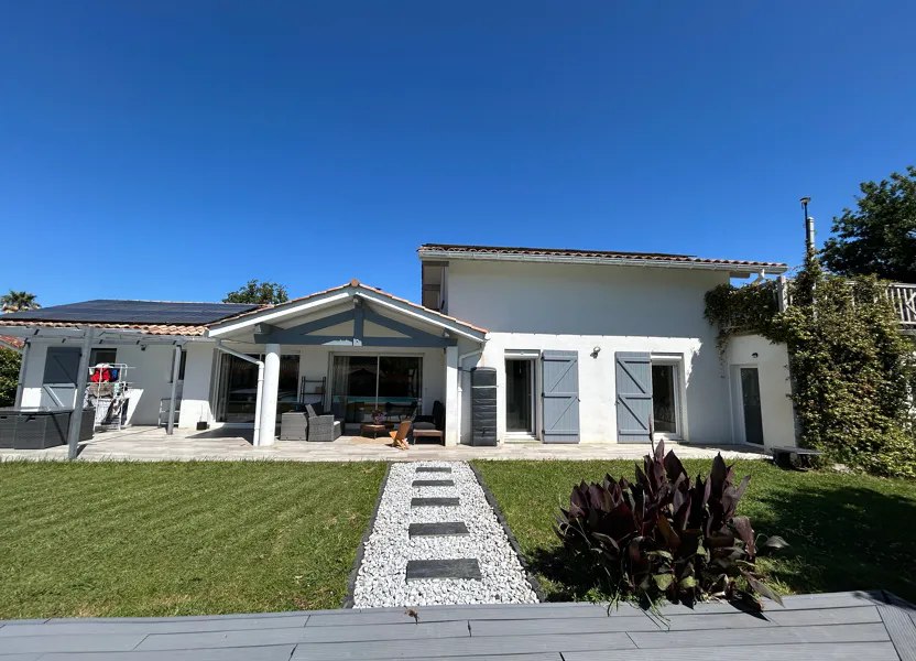 House Chemin de Cazenave in Guiche