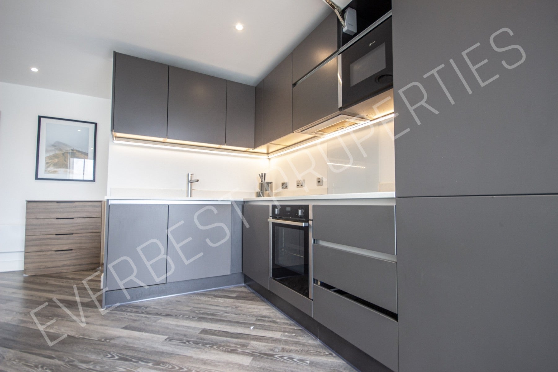 Flat Rutherford Street in Newcastle upon Tyne