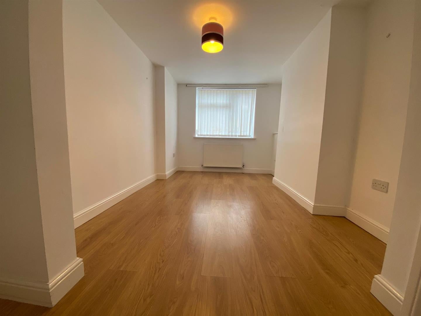 Flat Thomas Road in Borough of Swale