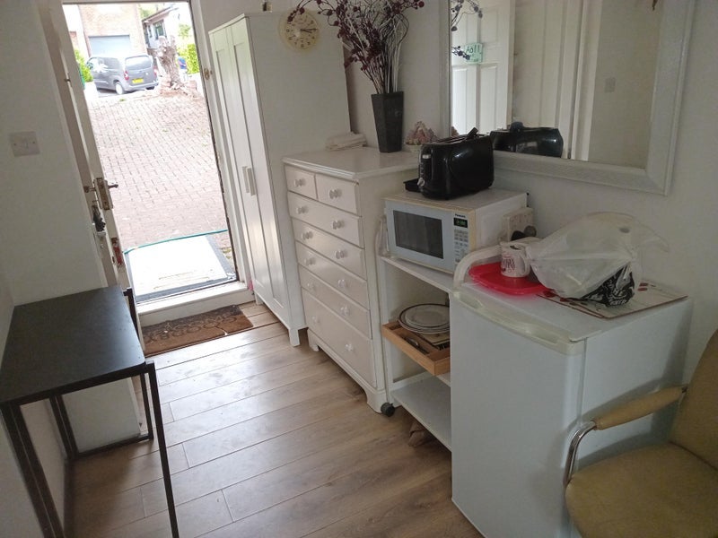 Room Pampisford Road in Greater London