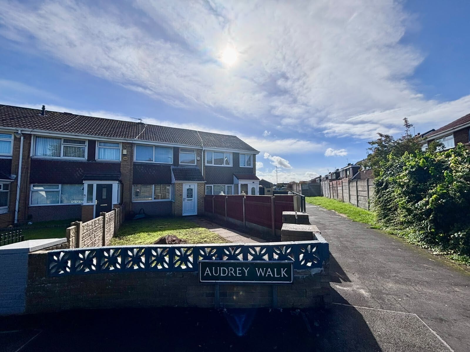 House Shirdley Walk in Kirkby