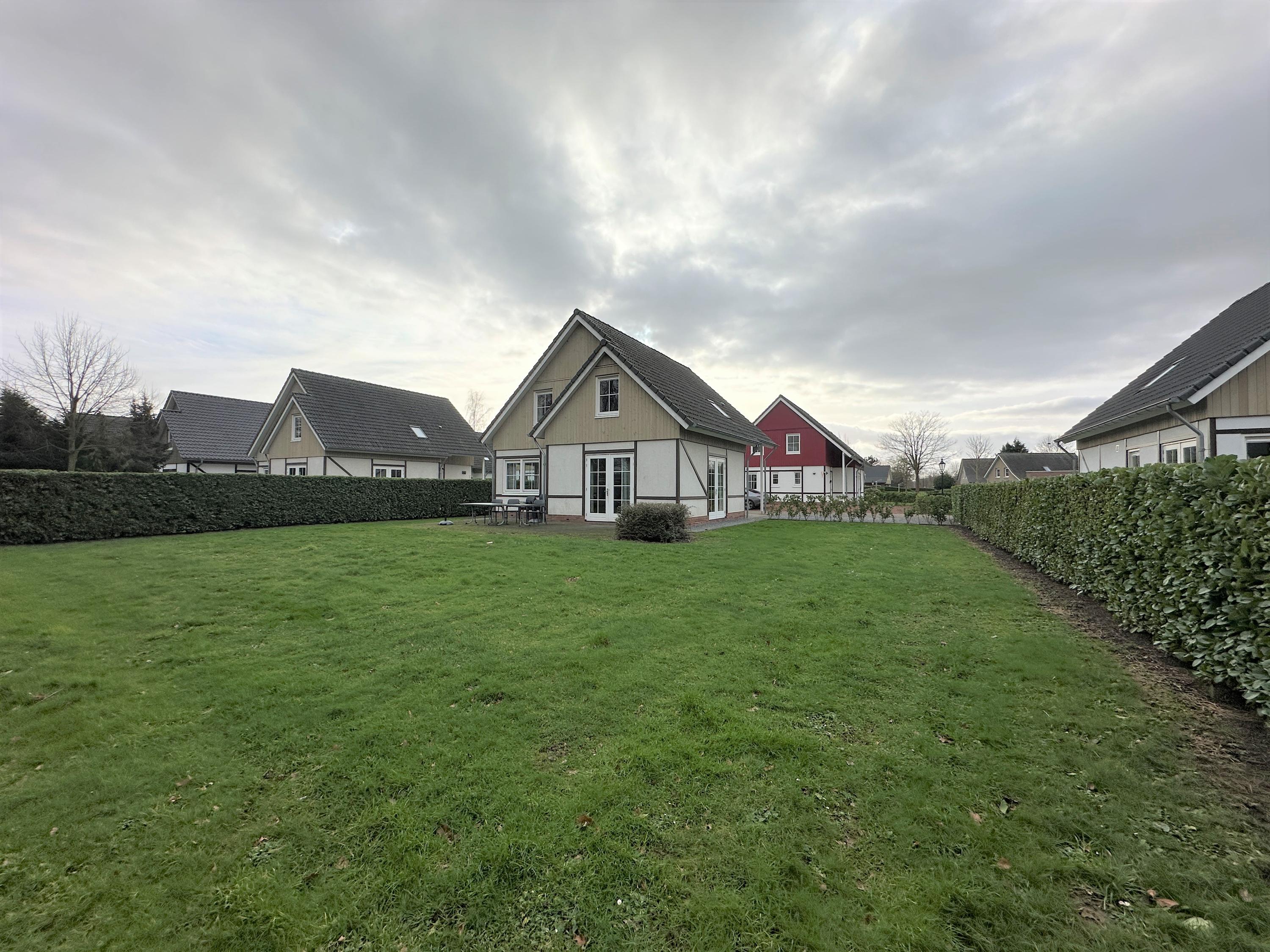 Vrijstaande woning te koop: Hommelweg 2-801, Susteren