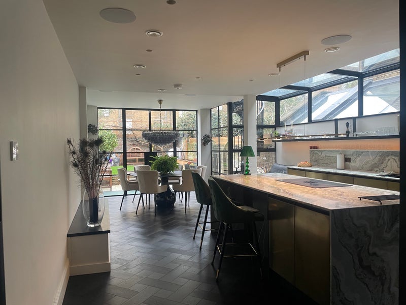Room Blake Gardens in Greater London