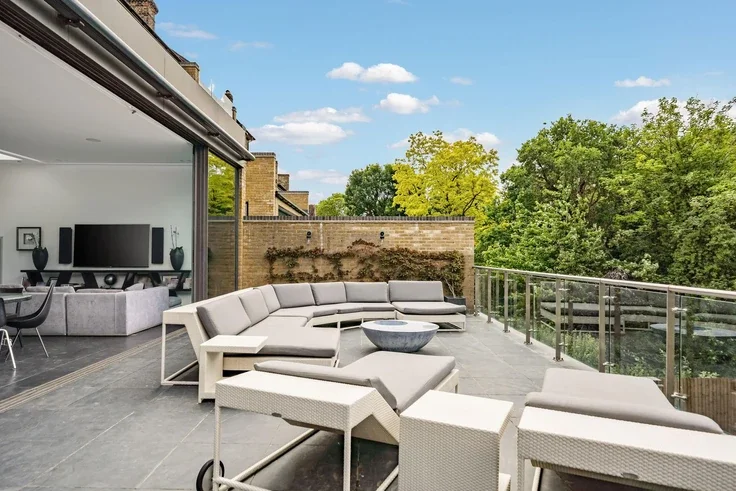 House Glenluce Road in Greater London