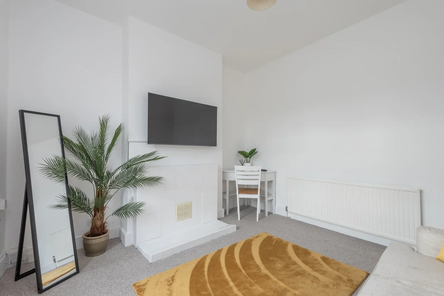 Flat Kilburn Lane in Greater London