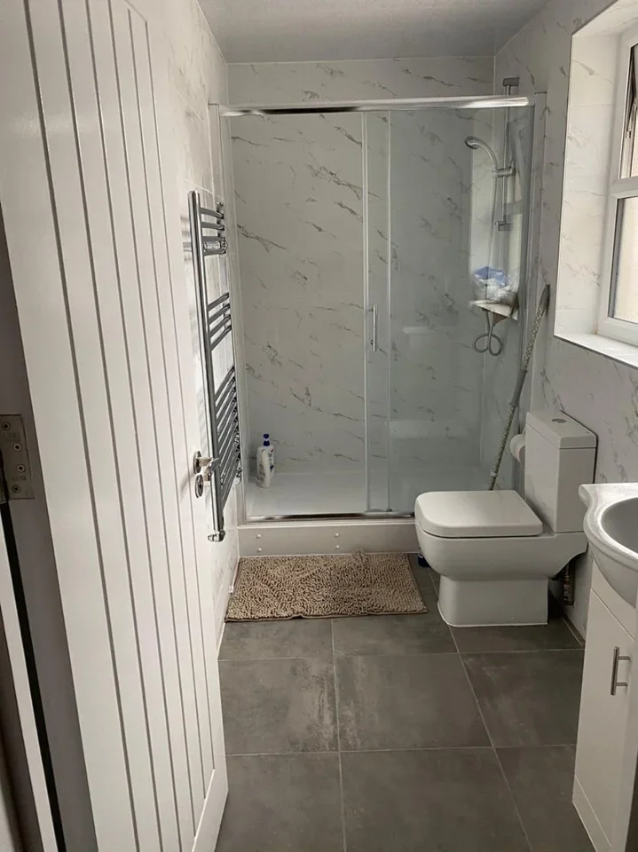 Room Middleham Road in Greater London