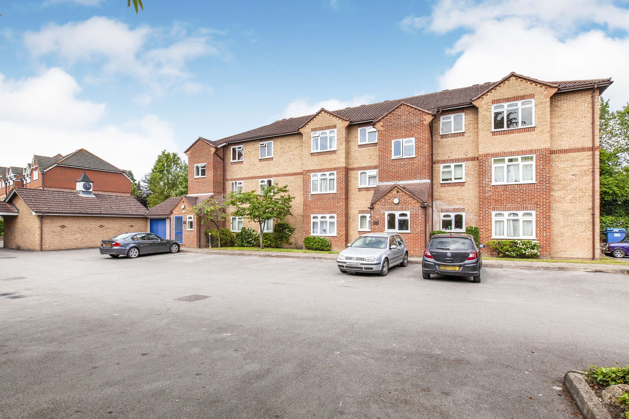 Flat Corfe Place in Maidenhead