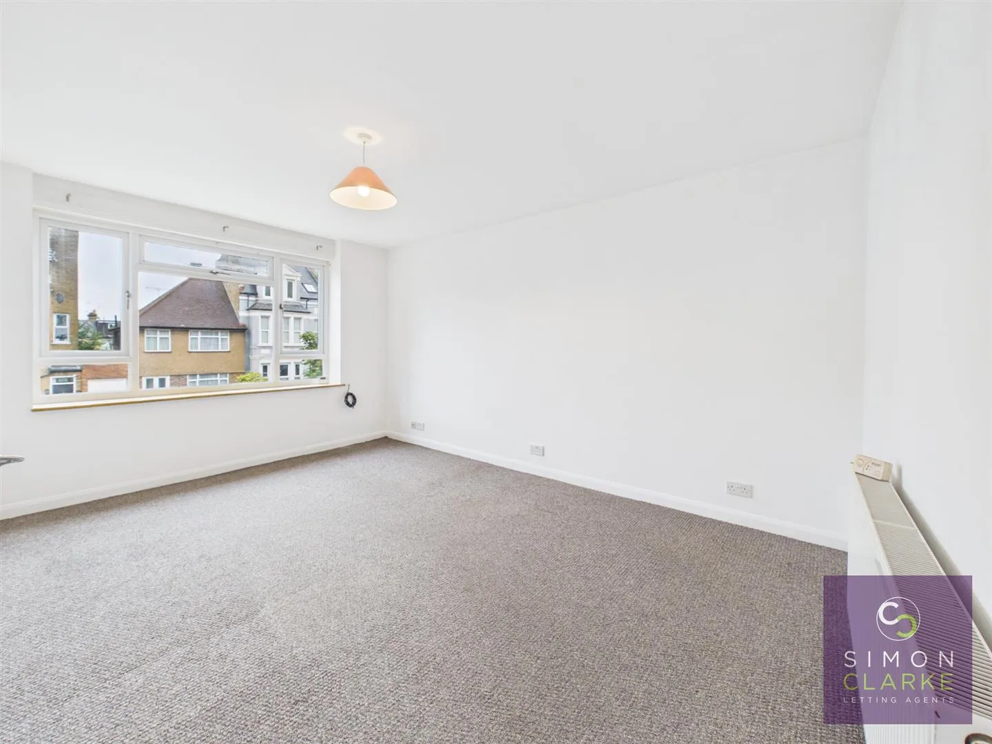 Flat Palmerston Road in Greater London