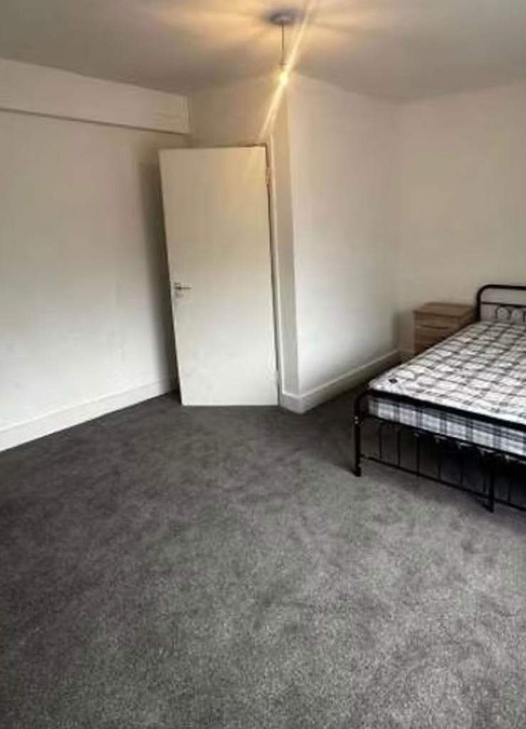 House Gordon Road in Greater London