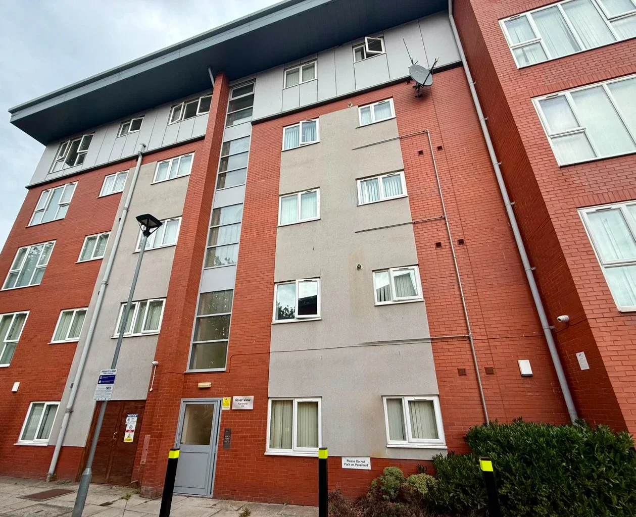 Flat Holt Hill in Birkenhead