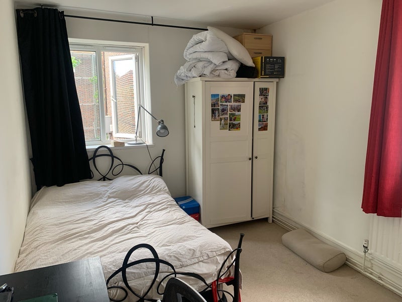 Room St. John's Drive in Greater London