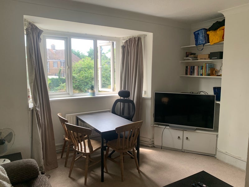 Room St. John's Drive in Greater London