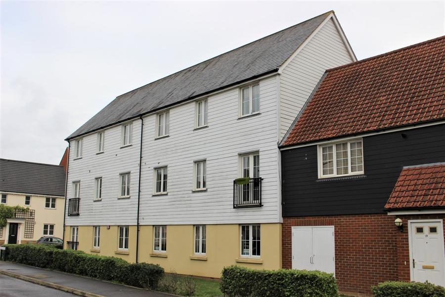 Flat Saines Road in Uttlesford