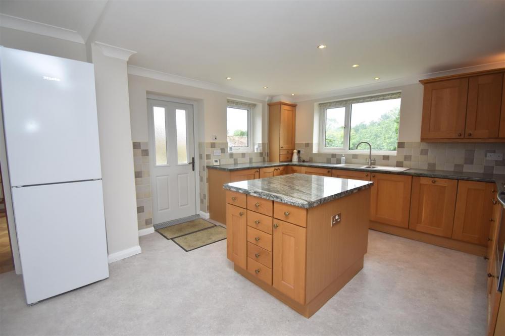 House Cawood Road in Stillingfleet
