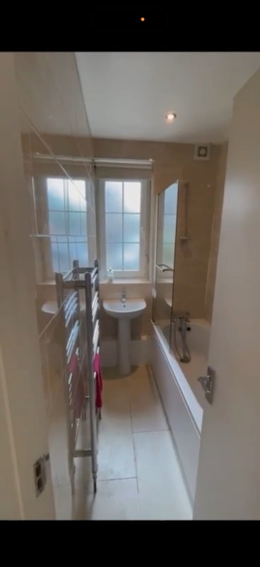Room Pardoner Street in Greater London