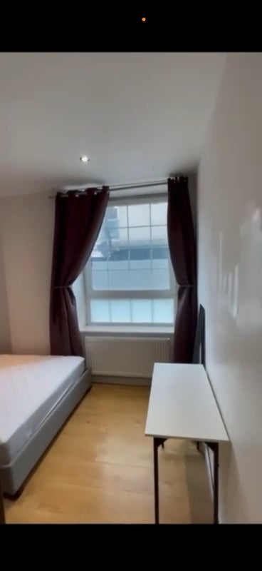 Room Pardoner Street in Greater London