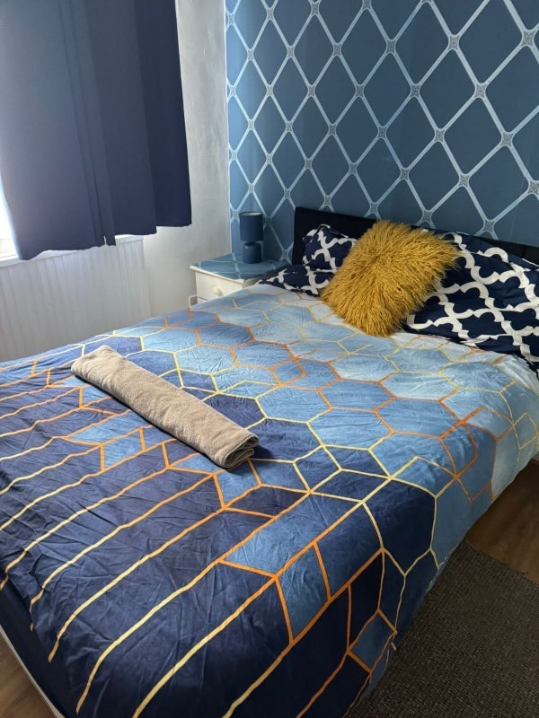 Room The Link in Crawley