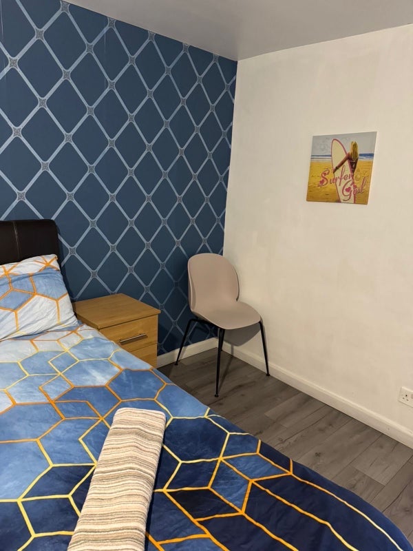 Room The Link in Crawley