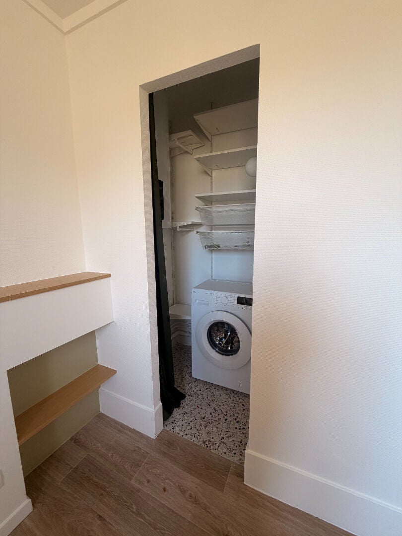 Appartement Rue Jacques Louvel-Tessier à Paris