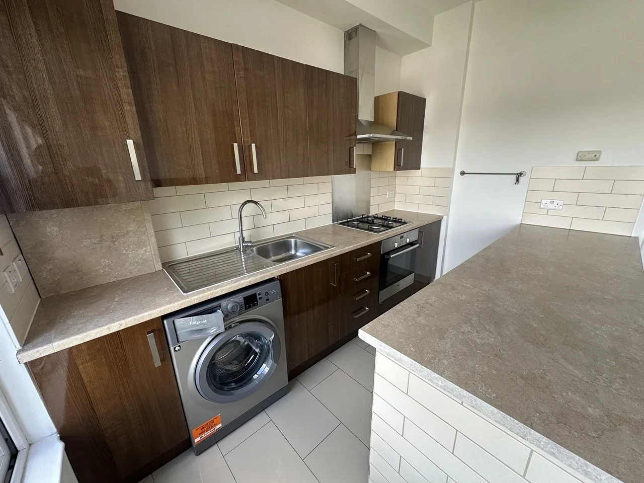 Flat Alexandra Park Road in Greater London
