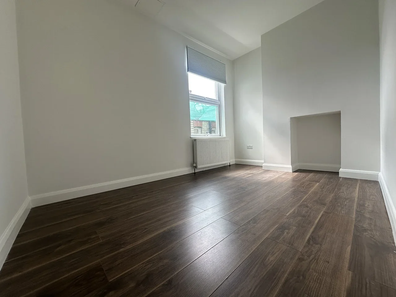 Flat Alexandra Park Road in Greater London
