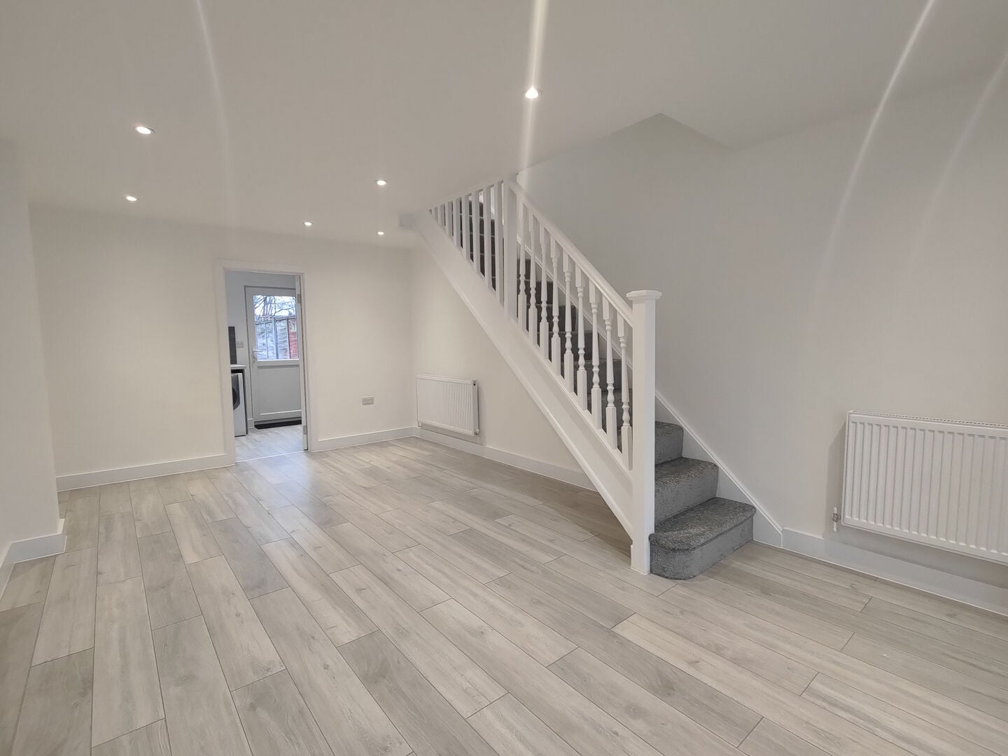 House Haldane Road in Greater London