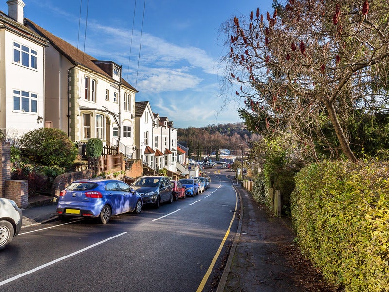 Flat Grovehill Road in Reigate and Banstead