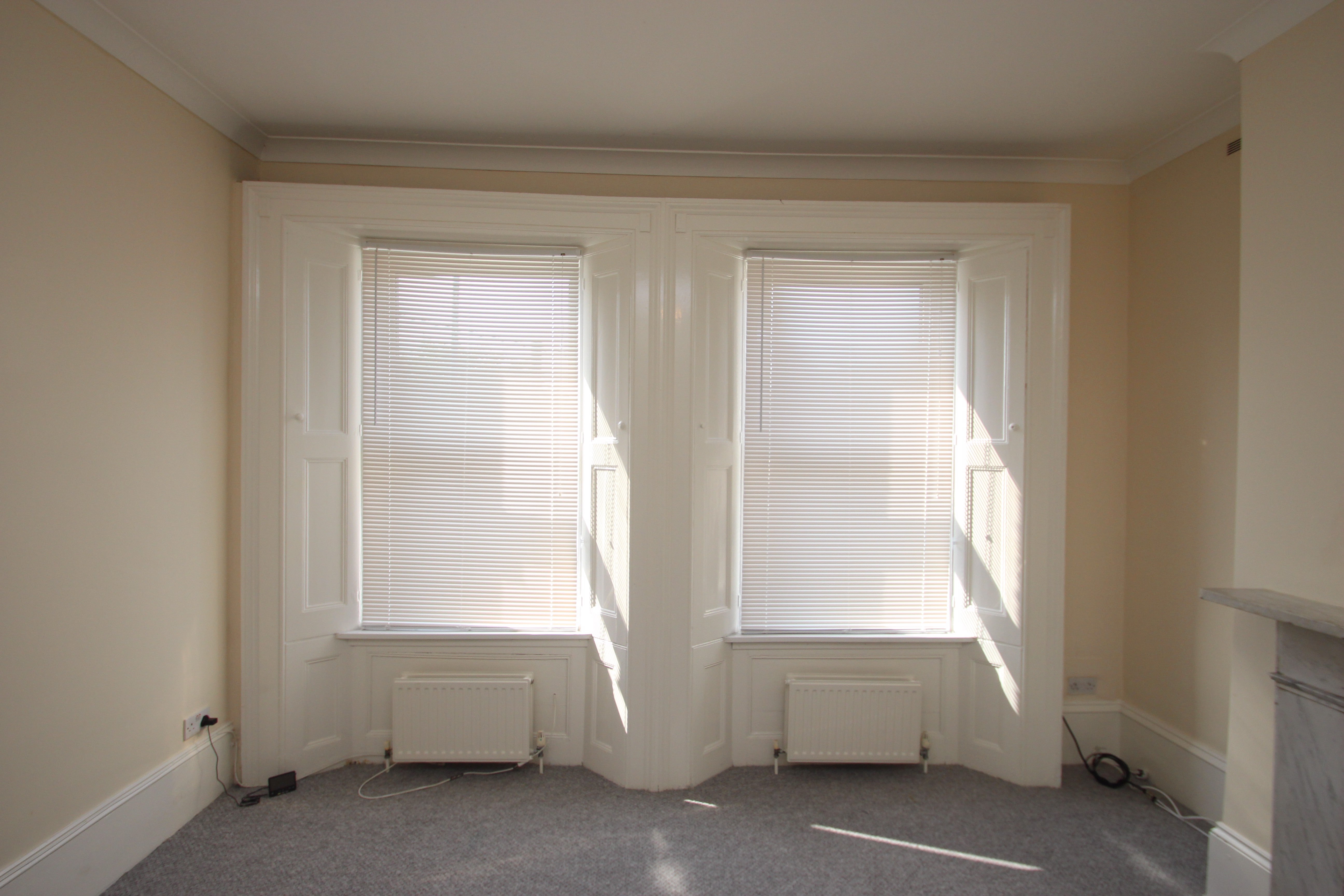 Flat Luton Road in Chatham