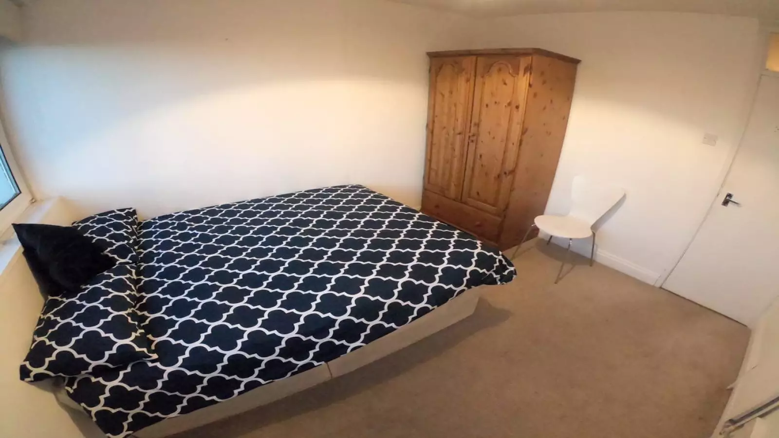 Flat Britannia Row in Greater London