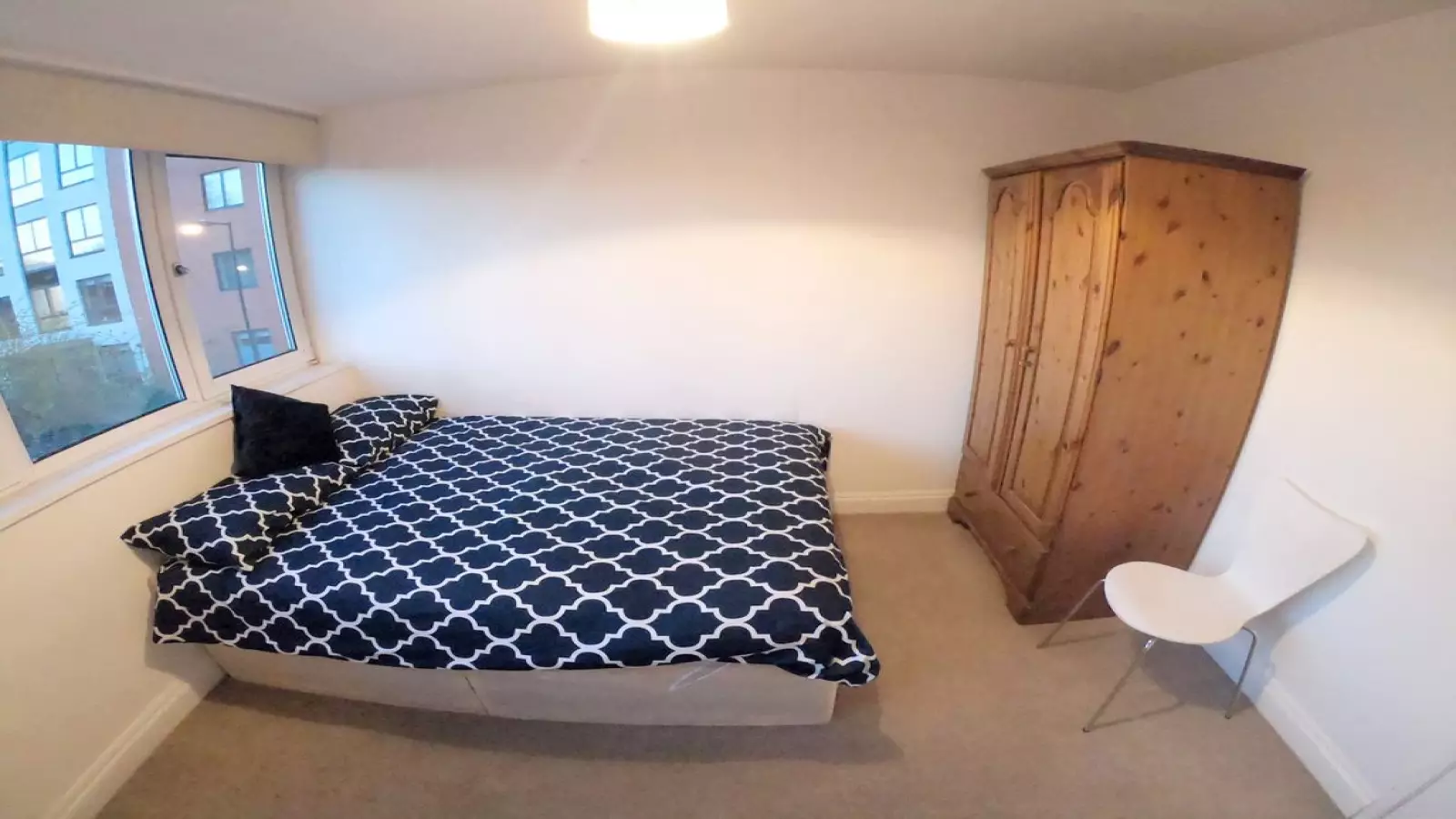 Flat Britannia Row in Greater London