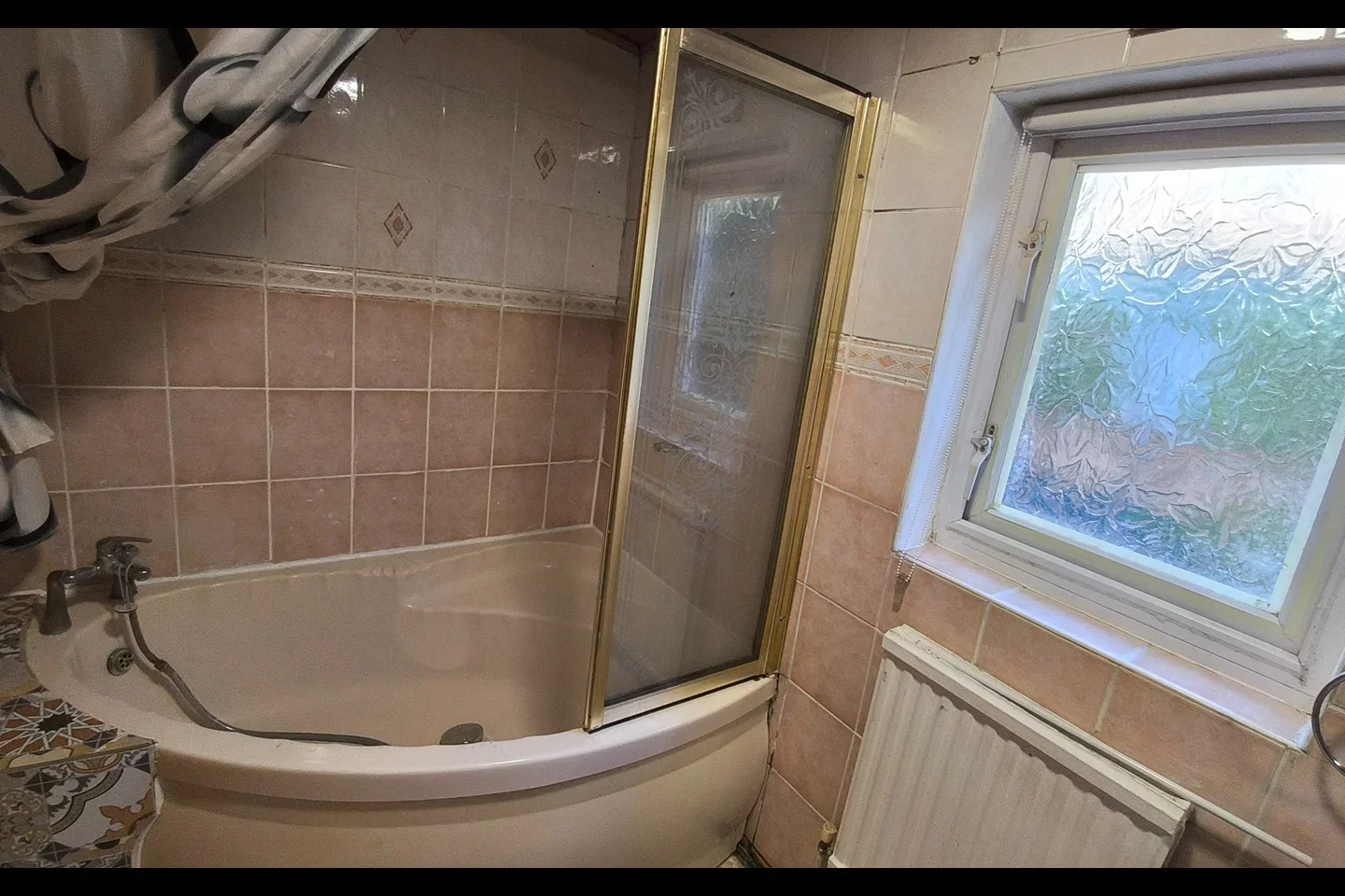 Flat La Rose Lane in Greater London