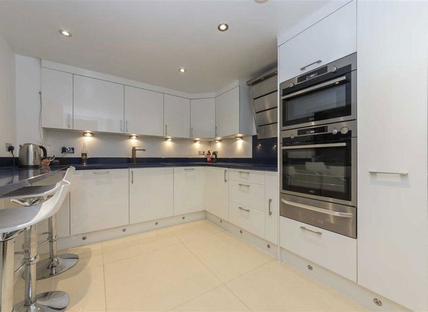 Flat Gloucester Square in City of Westminster