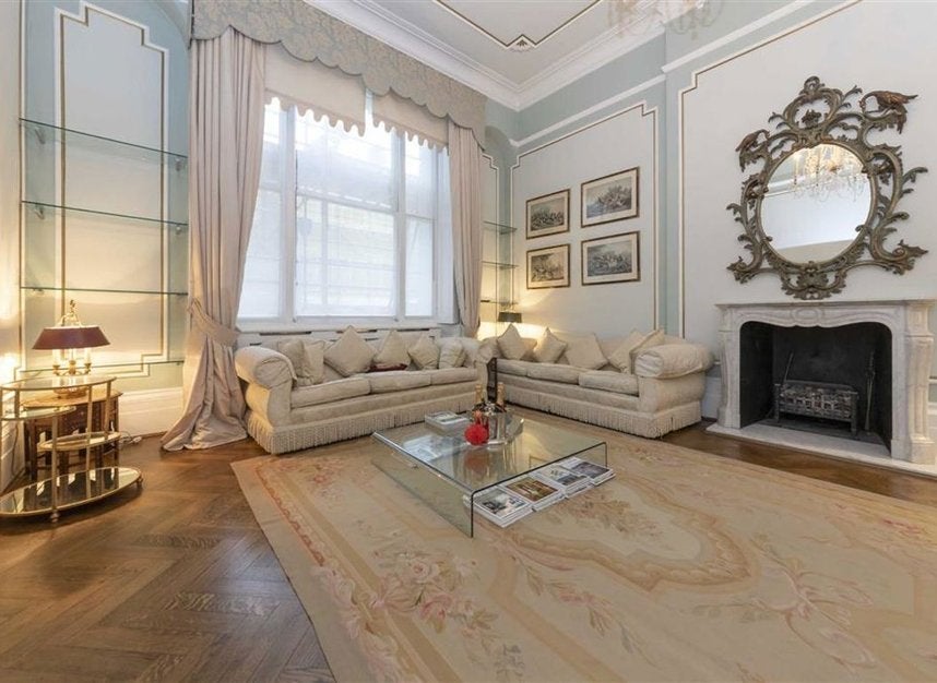 Flat Gloucester Square in City of Westminster