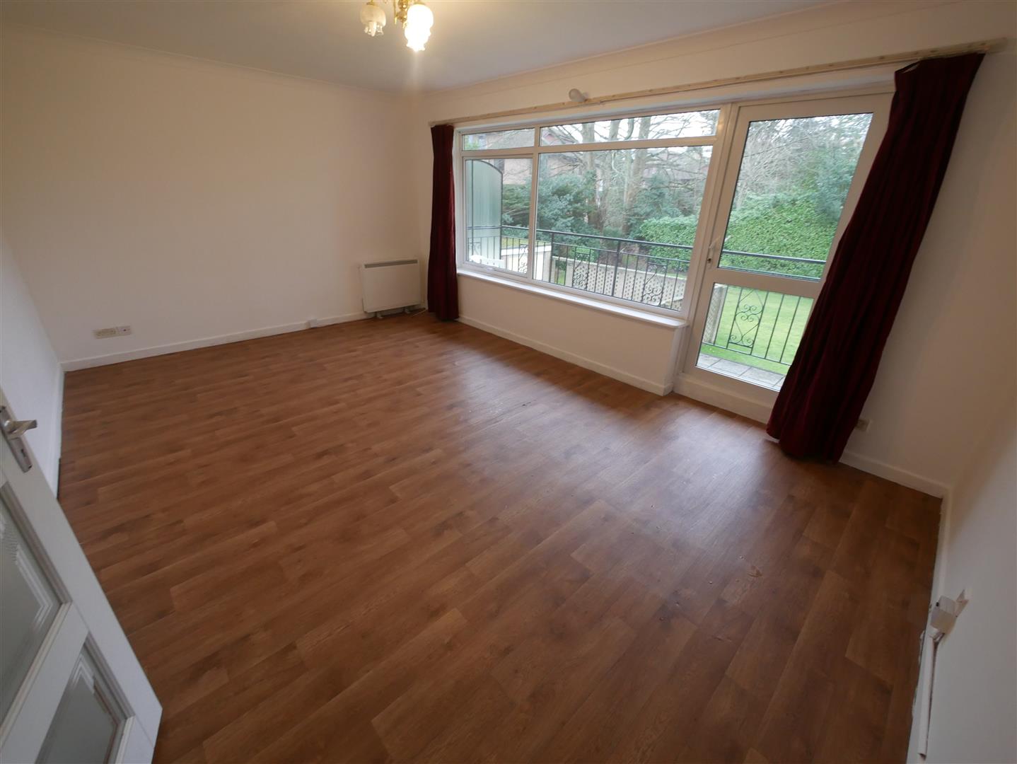 Flat Portarlington Road in Bournemouth