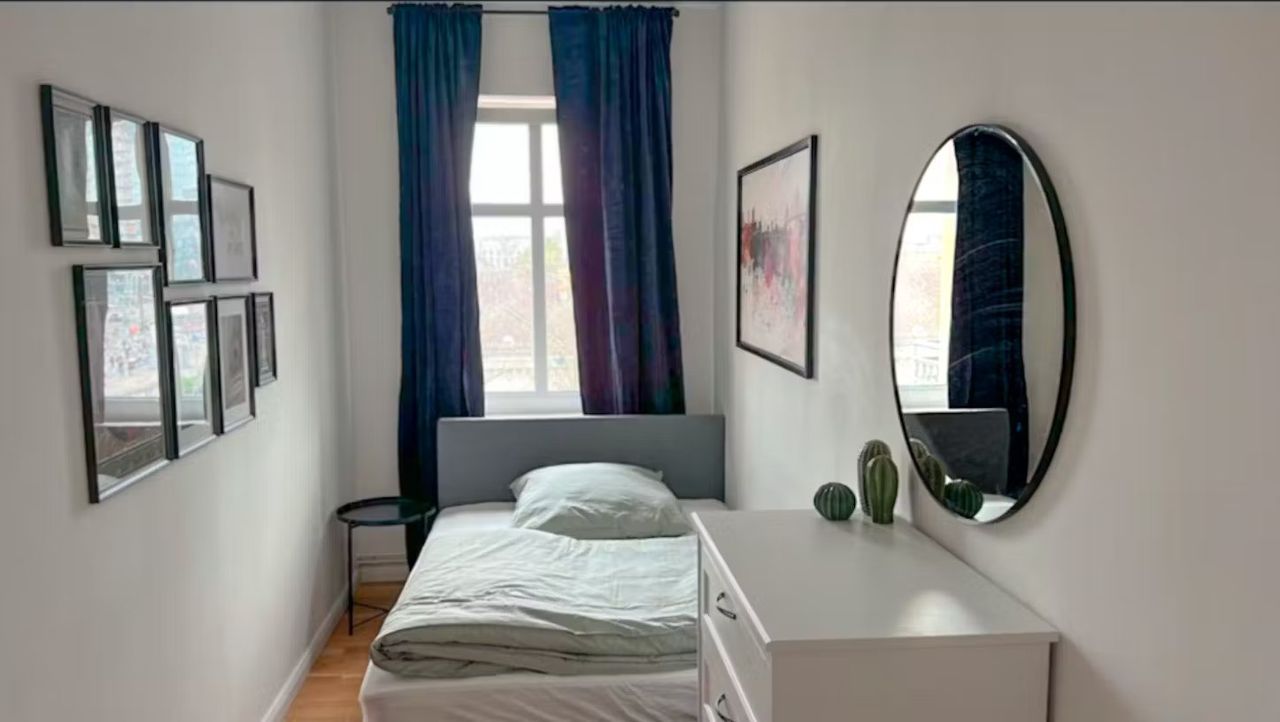 Zimmer Revaler Straße in Berlin