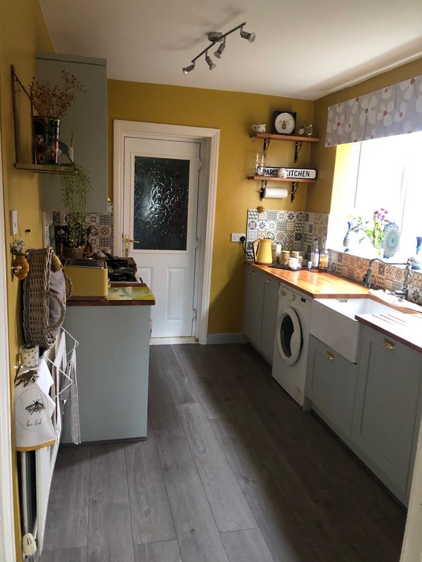 Room Warkworth Drive in North Tyneside