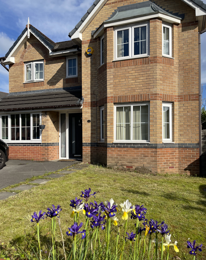 House Rushway Avenue in Manchester