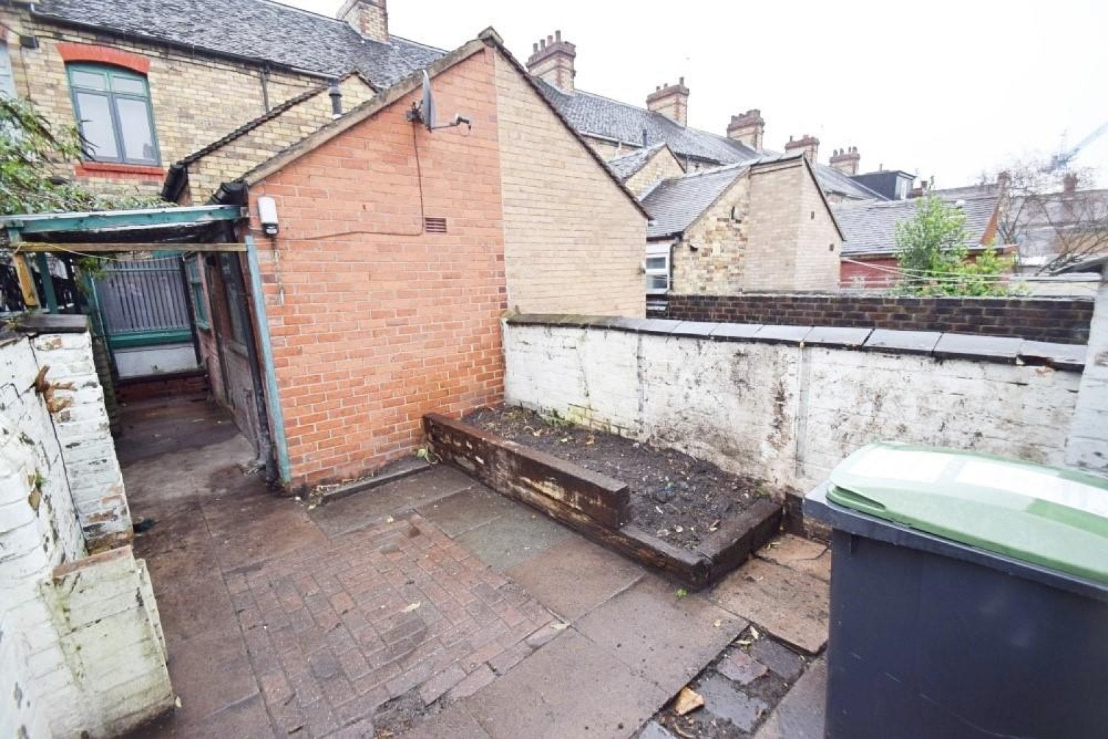 Flat Leek Road in Stoke-on-Trent