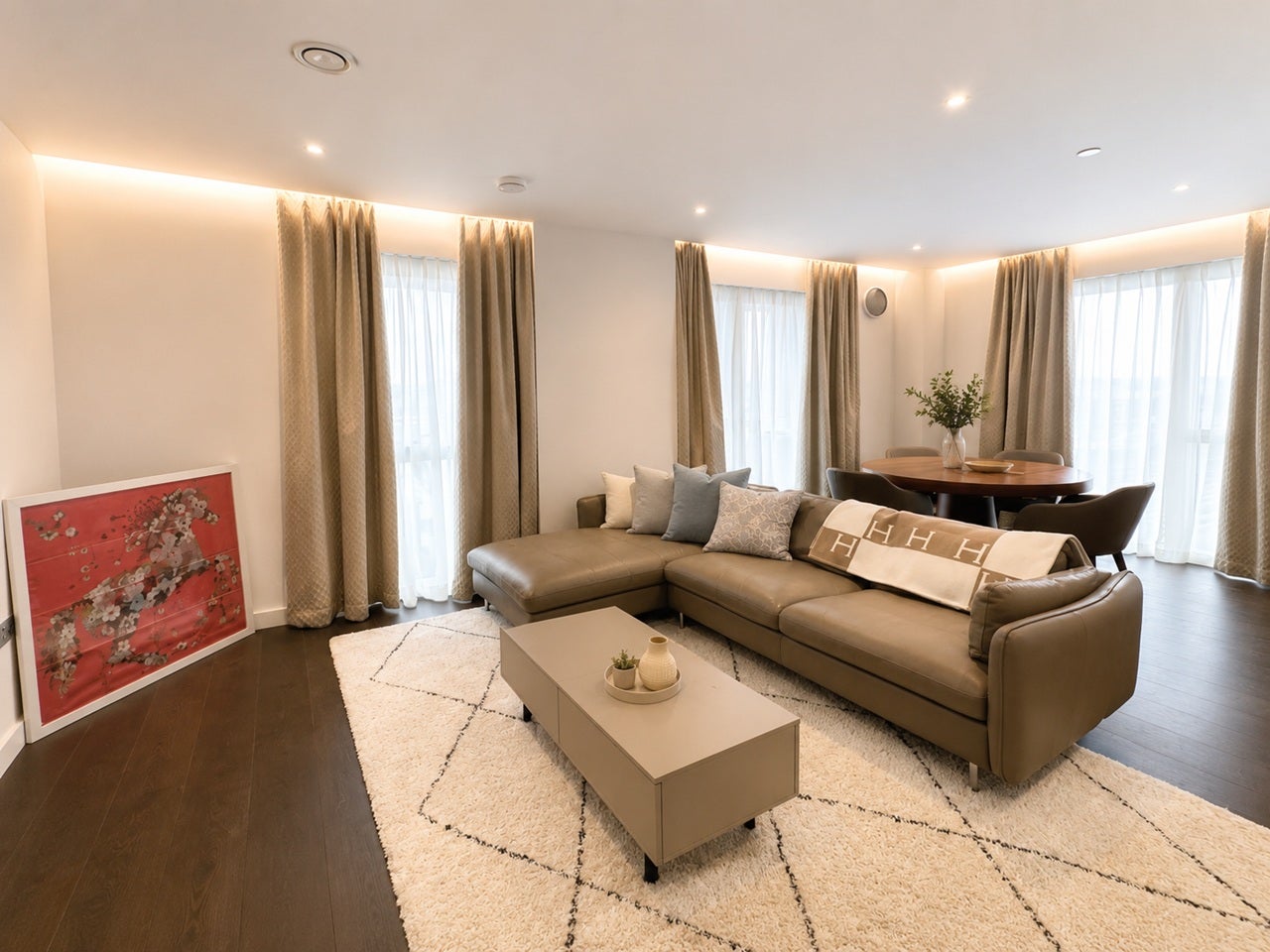 Flat Malthouse Road in Greater London