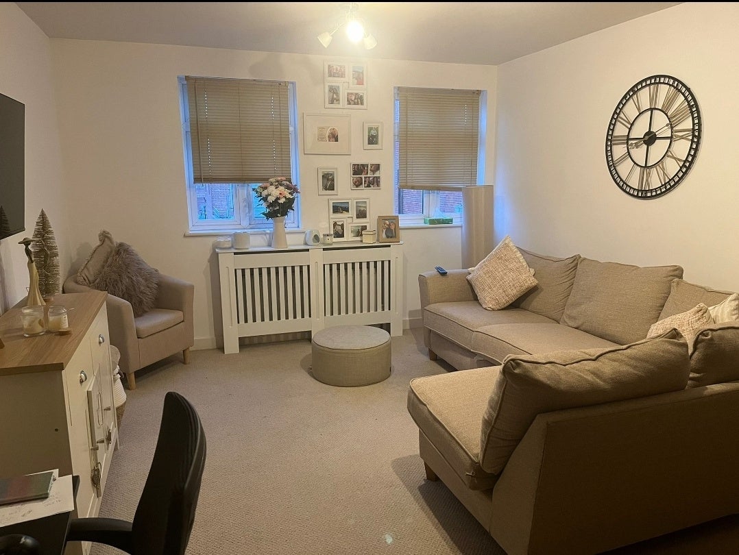 Flat Saint Thomas Road in Brentwood