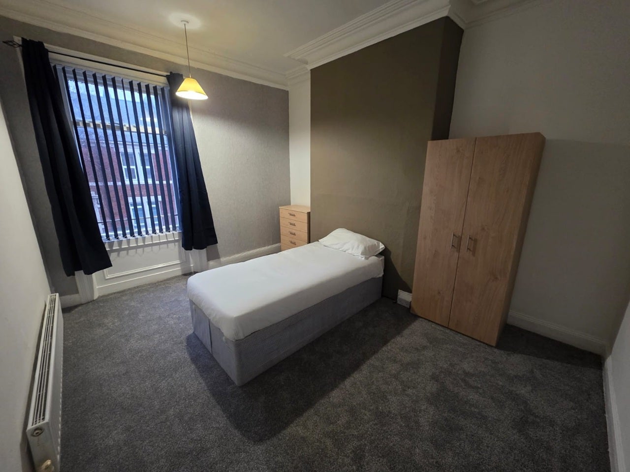 Room Tamworth Road in Newcastle upon Tyne