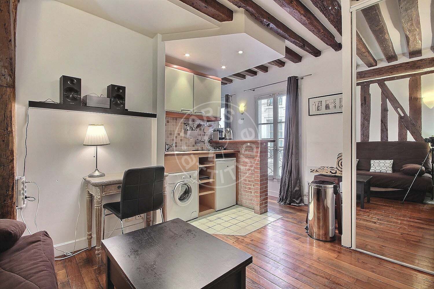 Appartement Rue Sauval à Paris