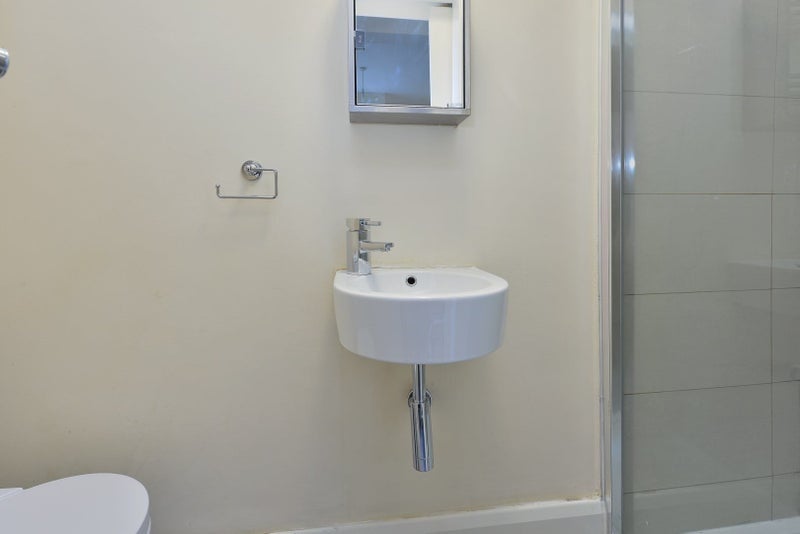 Flat Rufford Street in Greater London