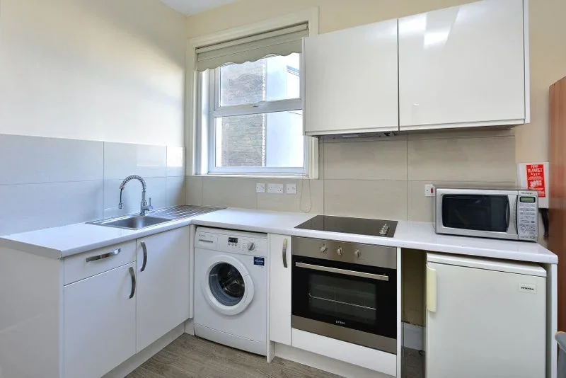 Flat Rufford Street in Greater London