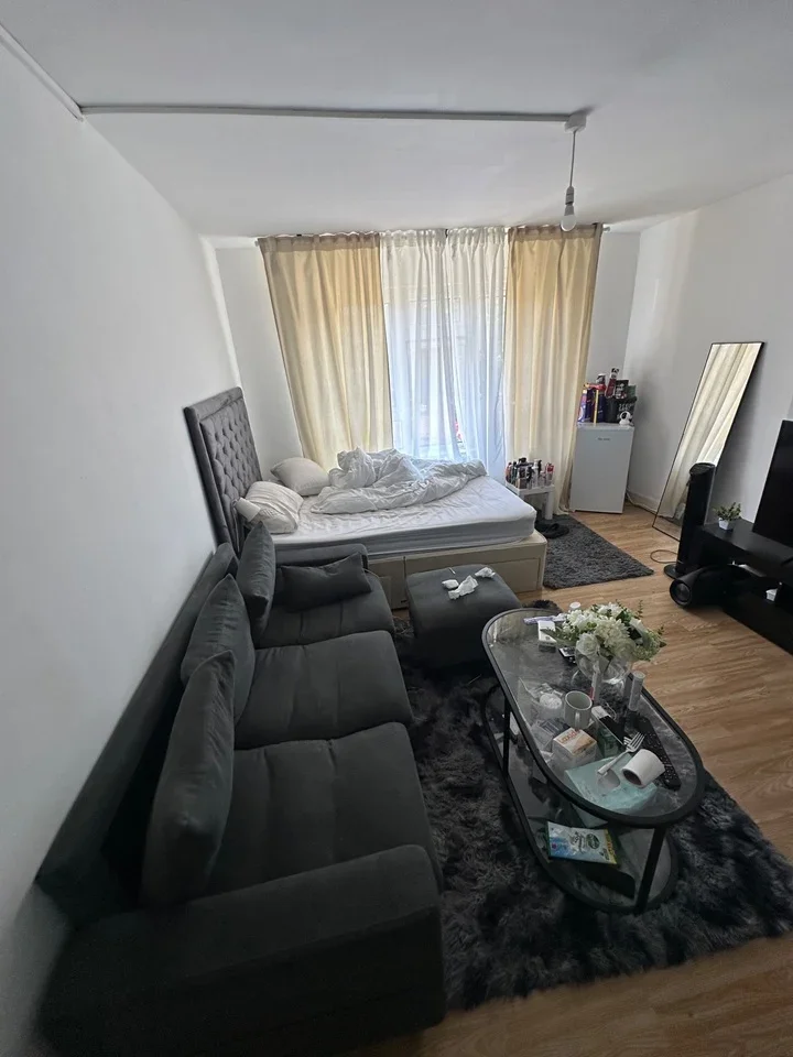 Room Hamilton Road in Greater London