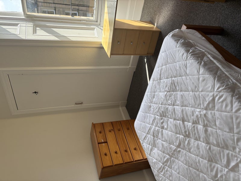 Room Spottiswoode Road in City of Edinburgh