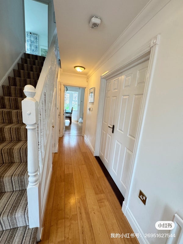 Room Wright Way in Bristol