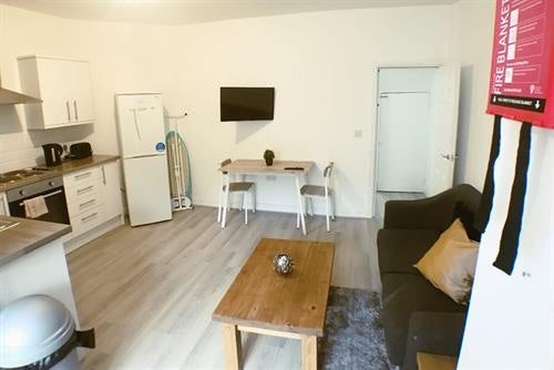 Room Charles Street in St Helens