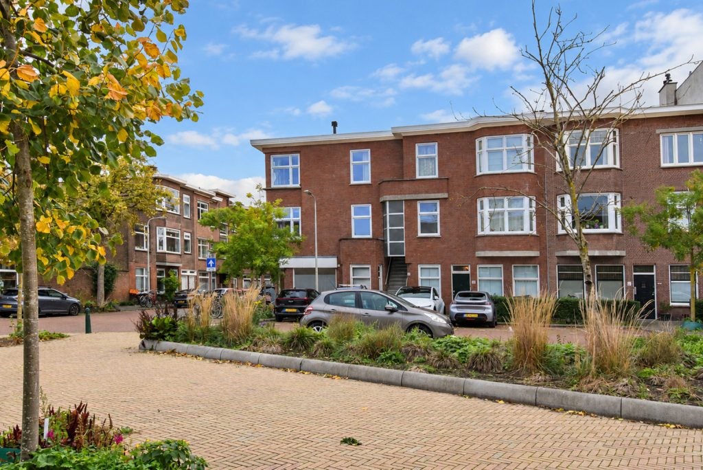 Appartement De Sillestraat 127 in Den Haag